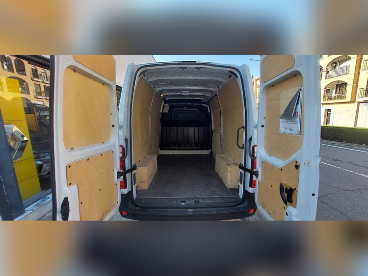 Renault Master 2.3 135CV foto 12
